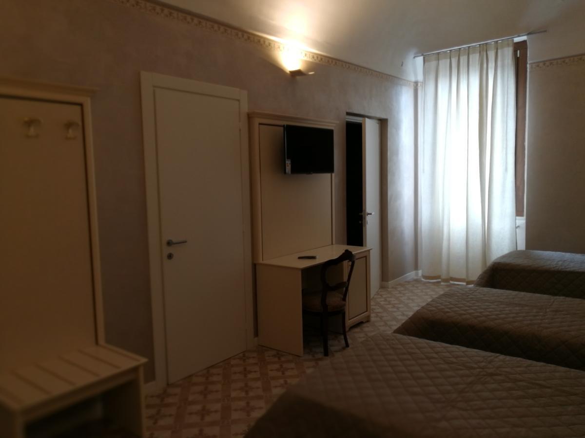 Superior Triple Room,595979088:JPEG